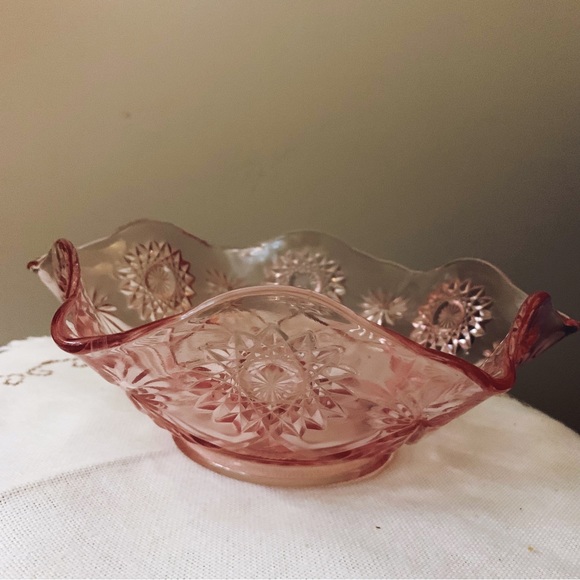 Vintage L.E. Smith. c. 1980s pink carnival glass dish - Picture 4 of 5